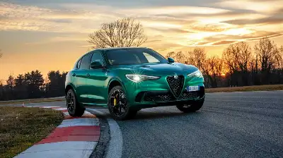 Türkiye'de Satılan Alfa Romeo Otomobil Modelleri: 5 Alfa Romeo Marka Araba 2