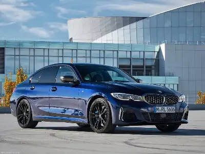 Türkiye'de Satılan BMW Otomobil Modelleri: 39 BMW Marka Araba 52