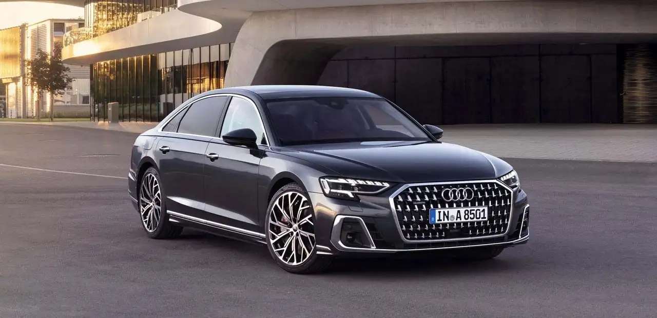 Audi S8